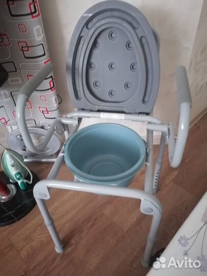 Переносной, прикроватный туалет