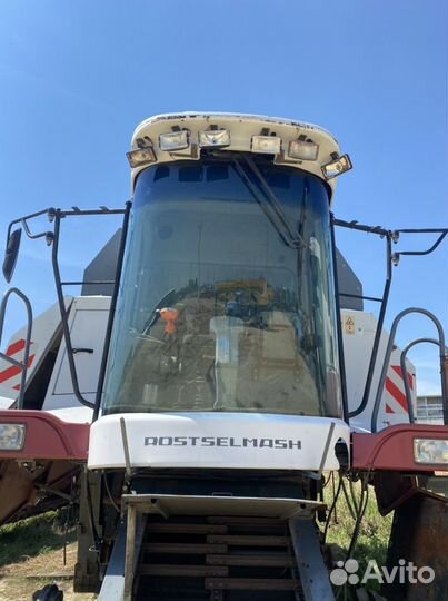 Кабина на комбайн vector410