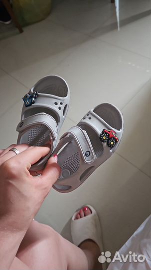 Новые сандалии