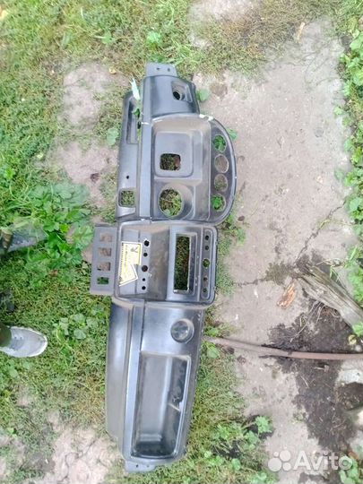 Продам накладку на панель приборов УАЗ 469, 3151