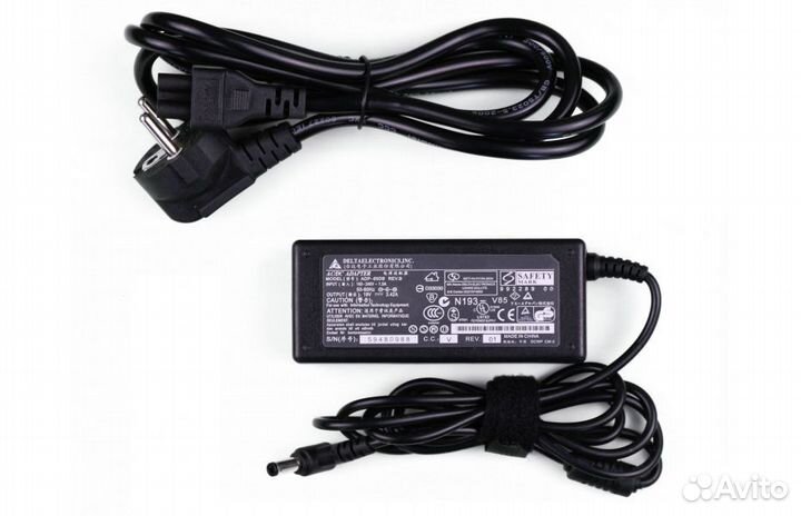 Блок питания (зарядка) Asus R550CB