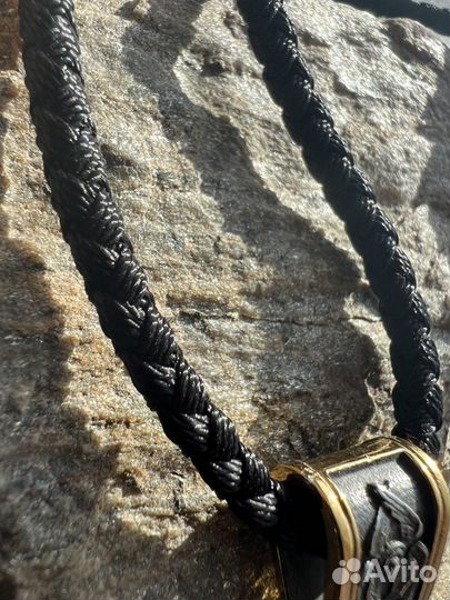 Крест и гайтан