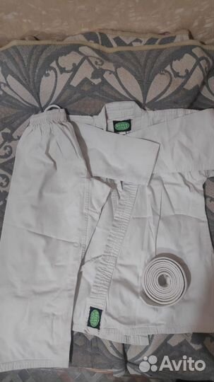 Отдам кимоно для каратэ