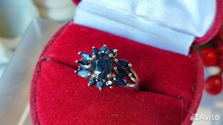 Кольцо с сапфирами Шри-Ланка 4,6ct 17,5р-р s925