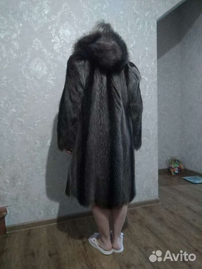 Шуба из енота