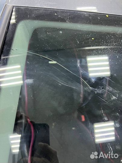 Ремонт сколов и трещин лобового стекла