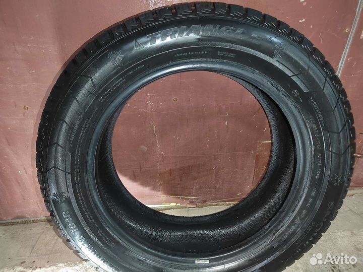 Triangle Snowlink TWT02 225/60 R18 104