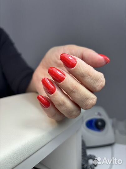 Мастер маникюра