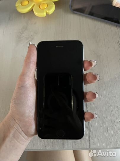 iPhone 6S, 32 ГБ