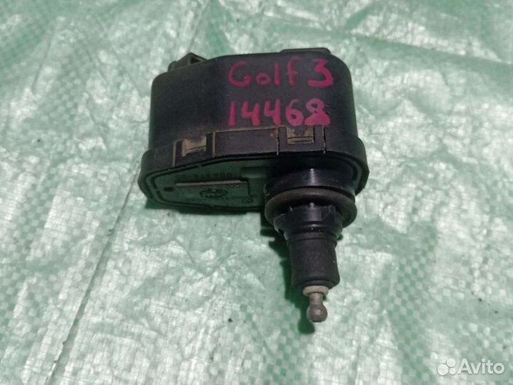 Корректор фары Volkswagen Golf 3