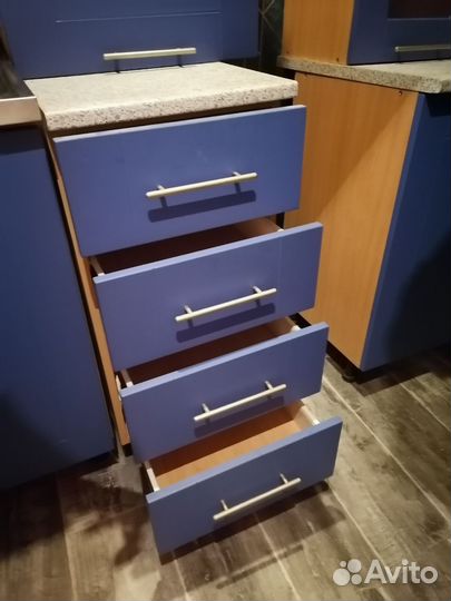 Кухонный гарнитур бу в хорошем состоянии