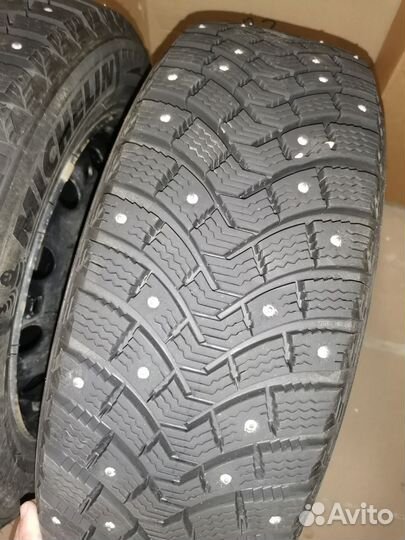 Зимняя резина 195/60/R15 Michelin X ice north 2