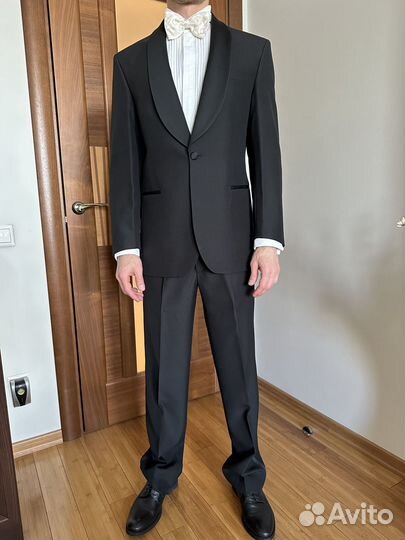 Мужской смокинг черный