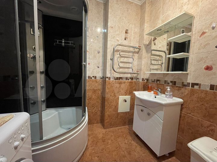 2-к. квартира, 60 м², 7/10 эт.