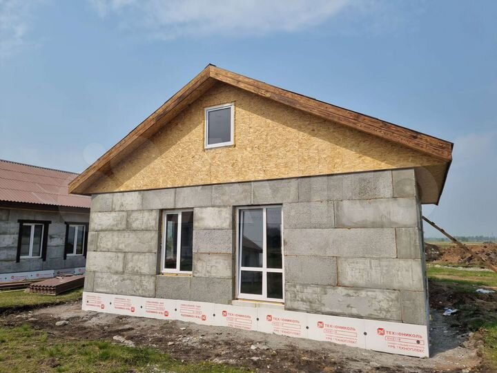 Дом 110 м² на участке 5 сот.