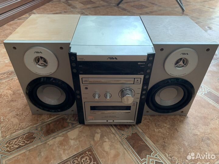 Музыкальный центр aiwa