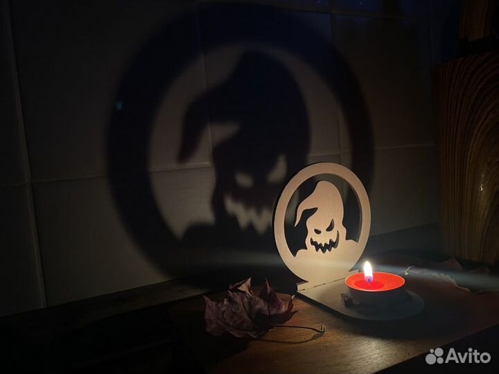Декор на хэллоуин подсвечник