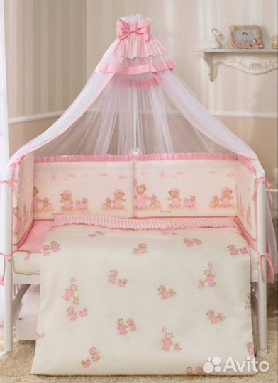 Бортики в кроватку с балдахином