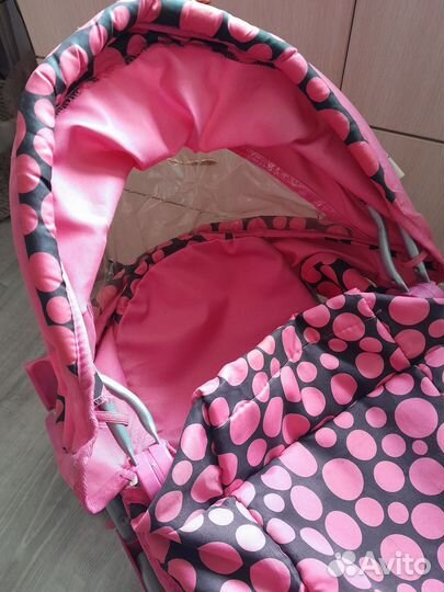 Коляска для кукол