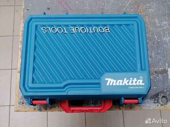 Шуруповерт Makita (Китай)