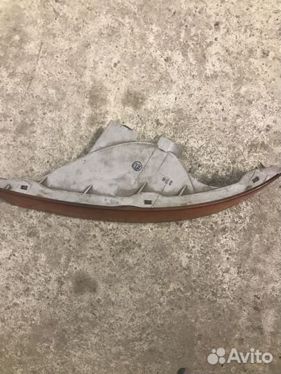 Поворотник левый Toyota Camry 10 (5086)