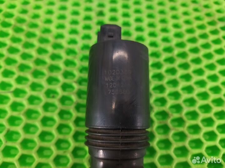 Насос омывателя фар