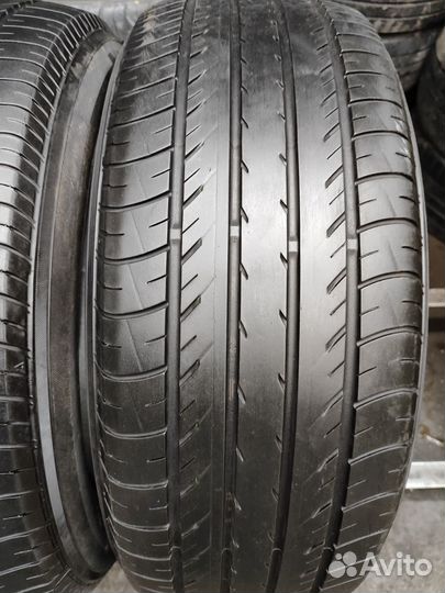 Yokohama dB Decibel E70 225/55 R18 98V