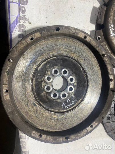 Комплект сцепления Audi 200 C3 2.2 бензин 1987