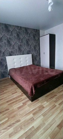 1-к. квартира, 42 м², 8/10 эт.