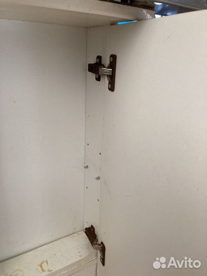 Полка для ванной с зеркалом