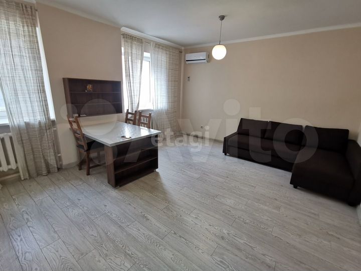 2-к. квартира, 98 м², 2/9 эт.