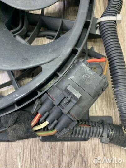 Вентилятор радиатора Opel Astra H Z18XE 2004