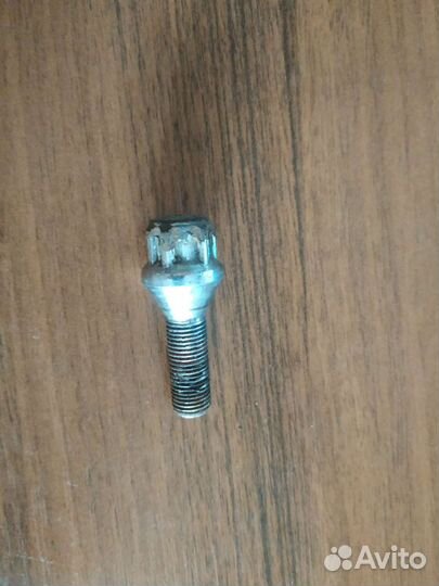 Болты с секреткой (Ваз)