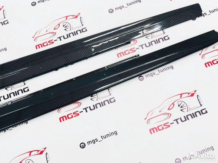 Лезвия порогов BMW 5 G30 M-Performance Под карбон