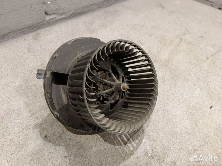 Моторчик печки для Volkswagen Jetta 6