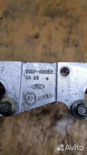 Топливная рампа (рейка) Ford Mondeo 2