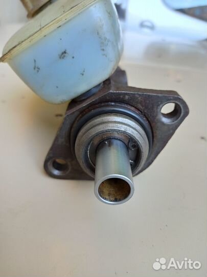 Главный тормозной цилиндр Волга, Газель, УАЗ