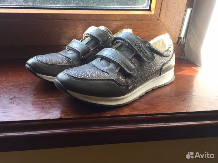 Кроссовки/ботиночки 36/37