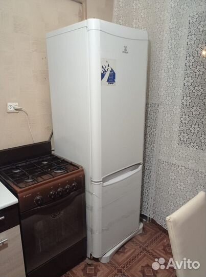 Холодильник бу