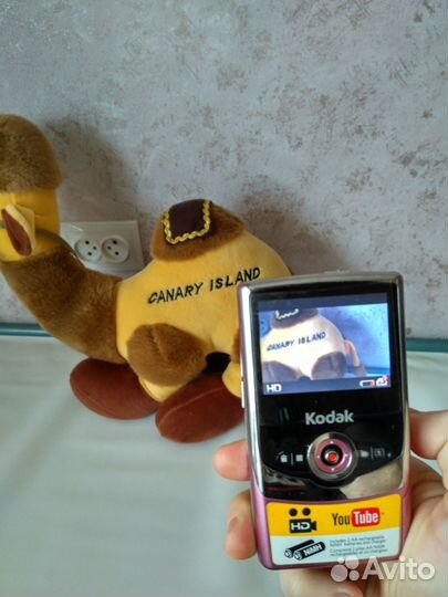Продам видеокамеру Kodak Zi6