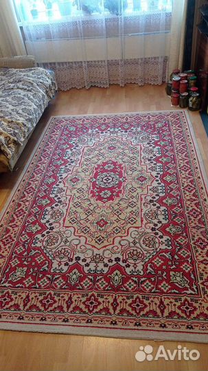 Ковер бу шерстяной