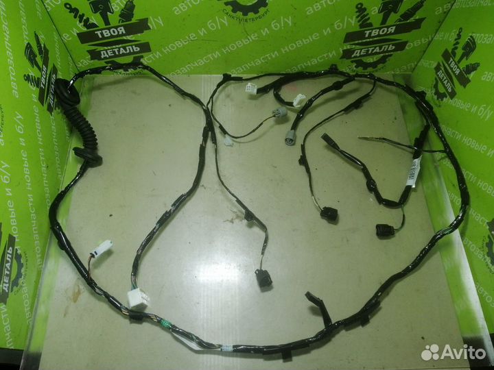 Коса крышки багажника Mitsubishi Asx