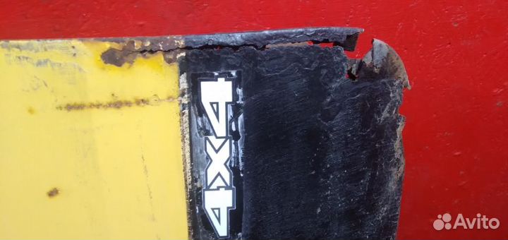 Дверь передняя правая Ваз 2121 Нива с форточкой