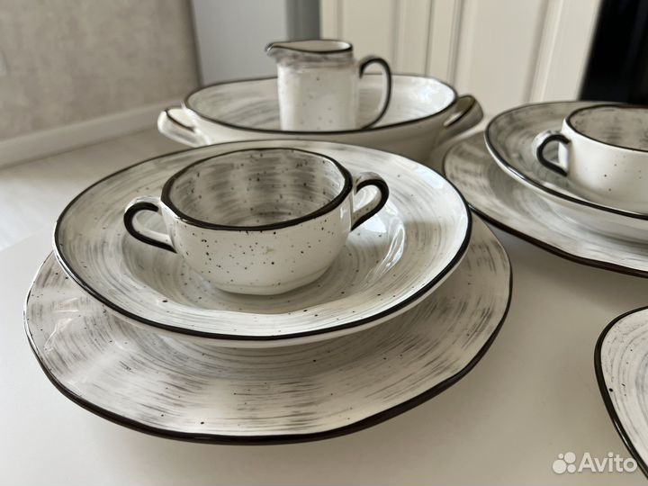 Набор столовой посуды