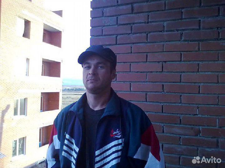 Плотник-бетонщик, каменьщик, кровельщик, или любаю