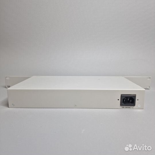 Коммутатор Allied Telesis AT-FS724L