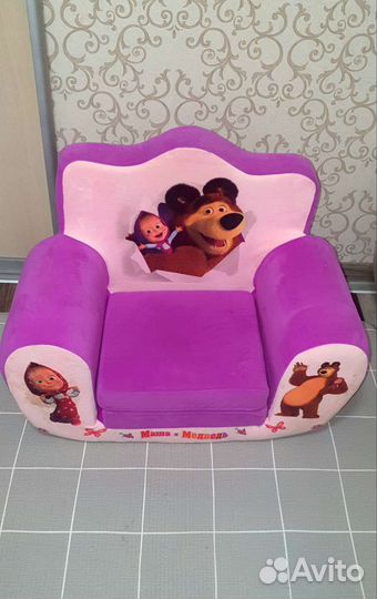 Детский игровой диванчик и детское кресло б/у