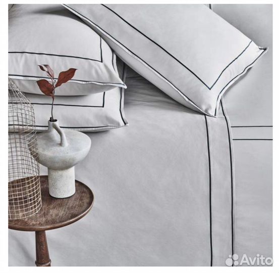 Постельное белье Frette