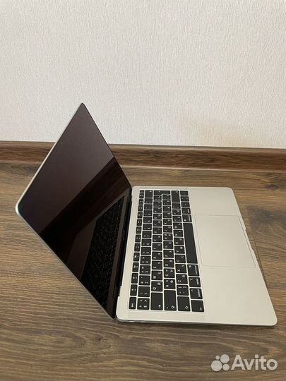 Apple Macbook air 13.3 2019 A1932