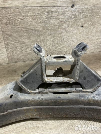 Балка под АКПП Киа Соренто 1 BL